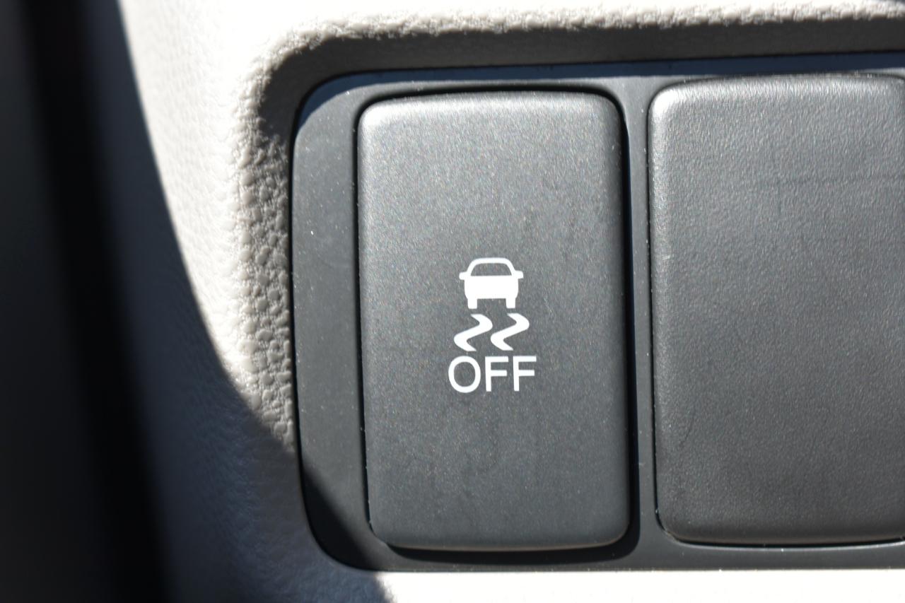 Honda Insight EX 4D Hatchback 2013