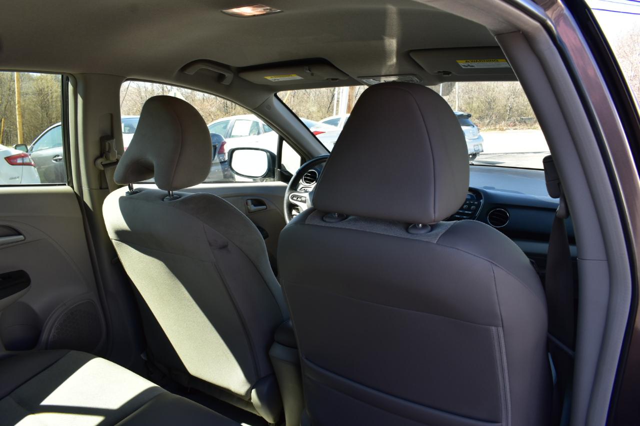 Honda Insight EX 4D Hatchback 2013