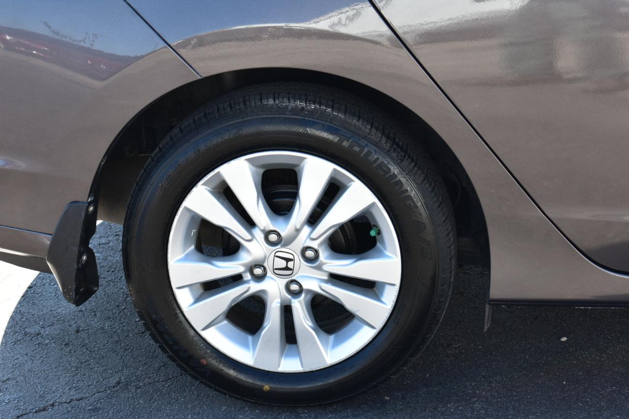 Honda Insight EX 4D Hatchback 2013