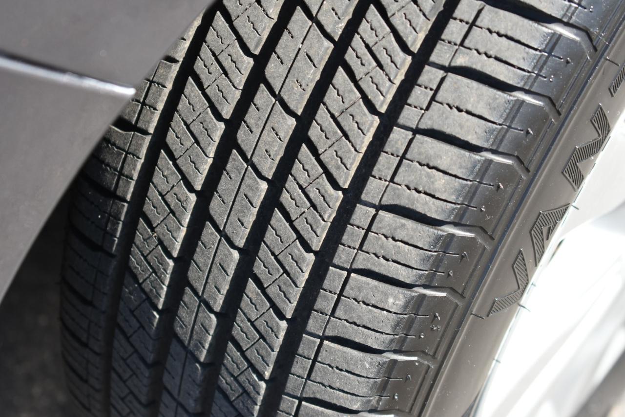 Honda Insight EX 4D Hatchback 2013