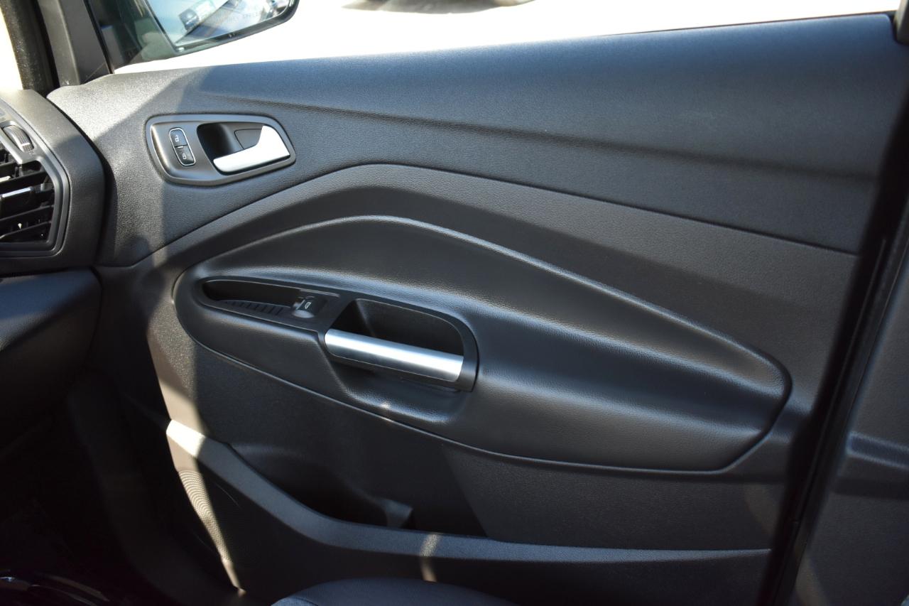 Ford C-Max Hybrid SE 2017