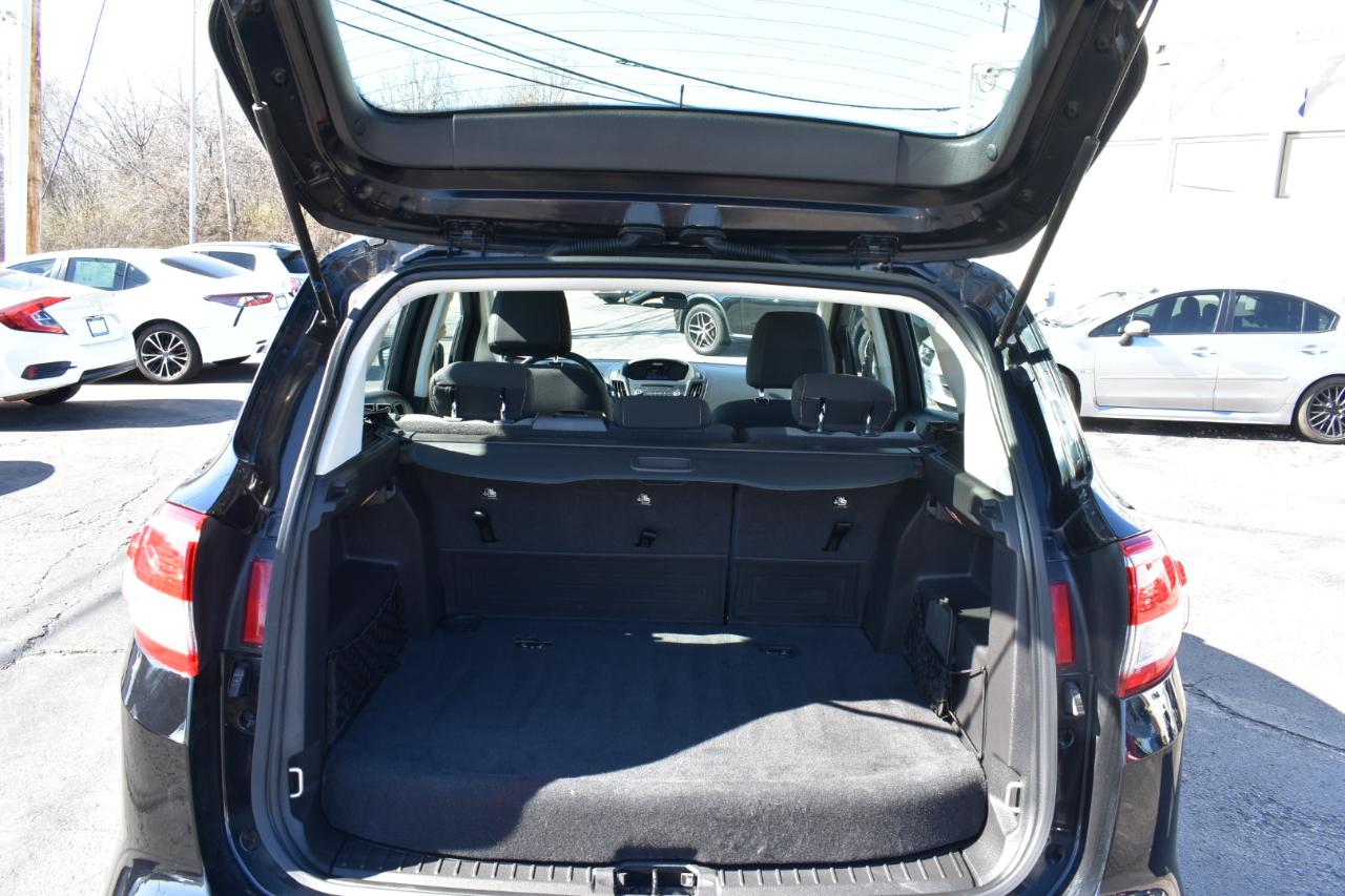 Ford C-Max Hybrid SE 2017