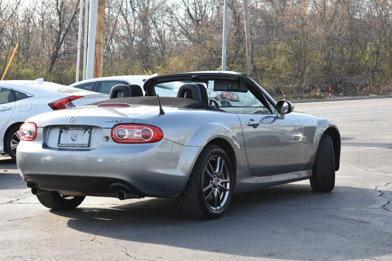 Mazda MX-5 Miata Sport AT 2015