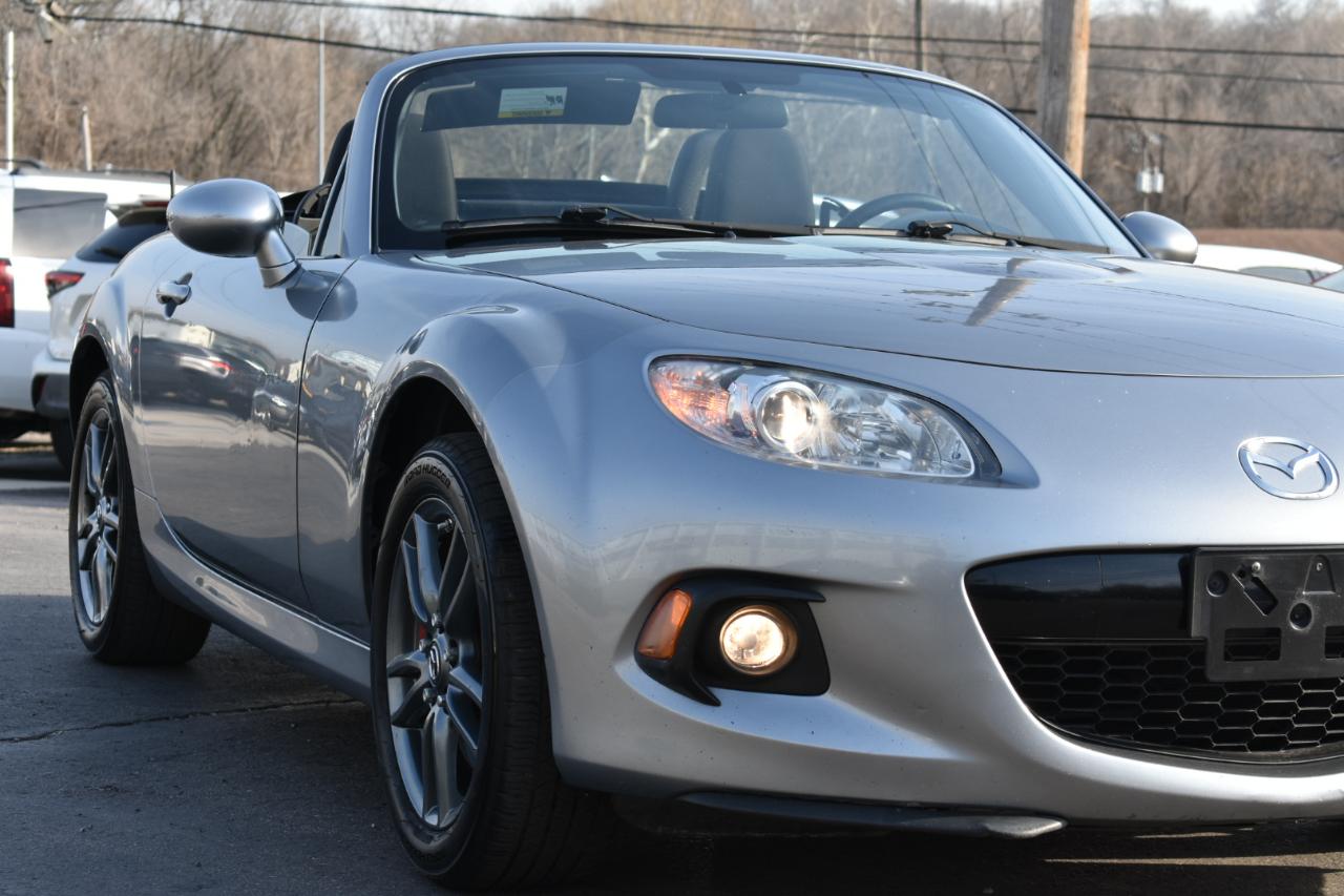 Mazda MX-5 Miata Sport AT 2015