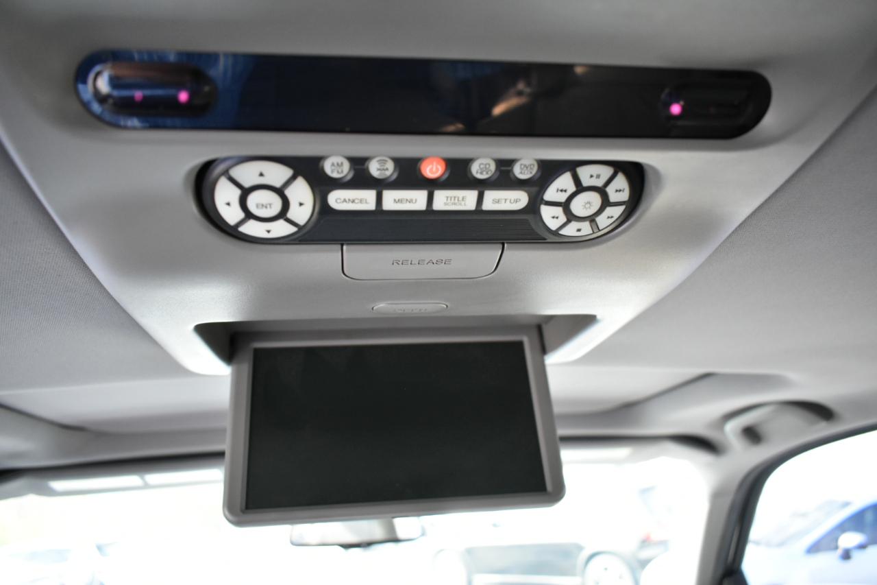 Honda Pilot Touring 4WD 5-Spd AT with DVD 2015