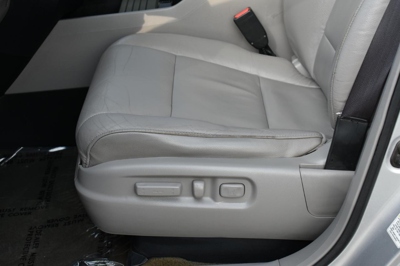 Honda Pilot Touring 4WD 5-Spd AT with DVD 2015