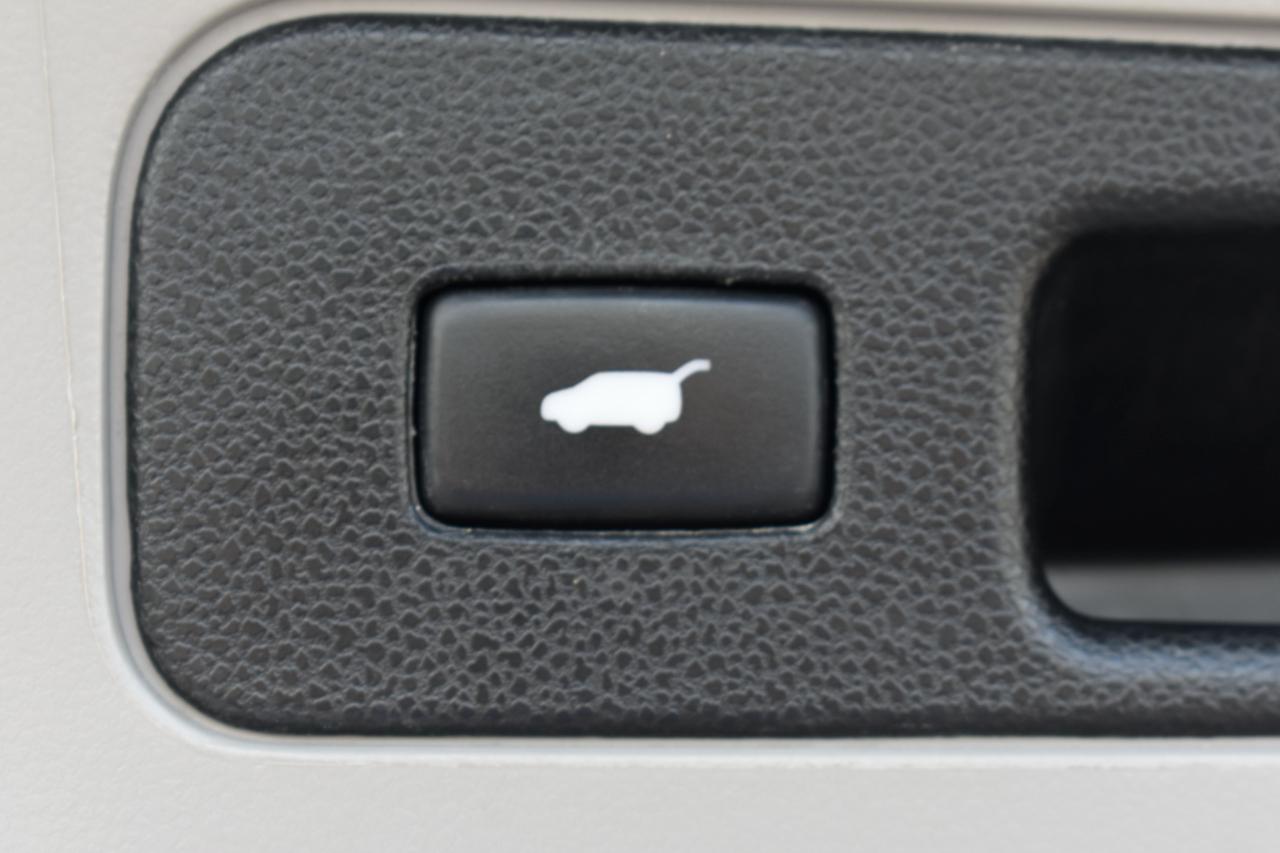 Honda Pilot Touring 4WD 5-Spd AT with DVD 2015