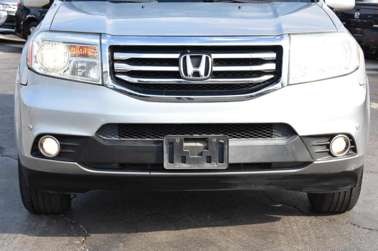 Honda Pilot Touring 4WD 5-Spd AT with DVD 2015