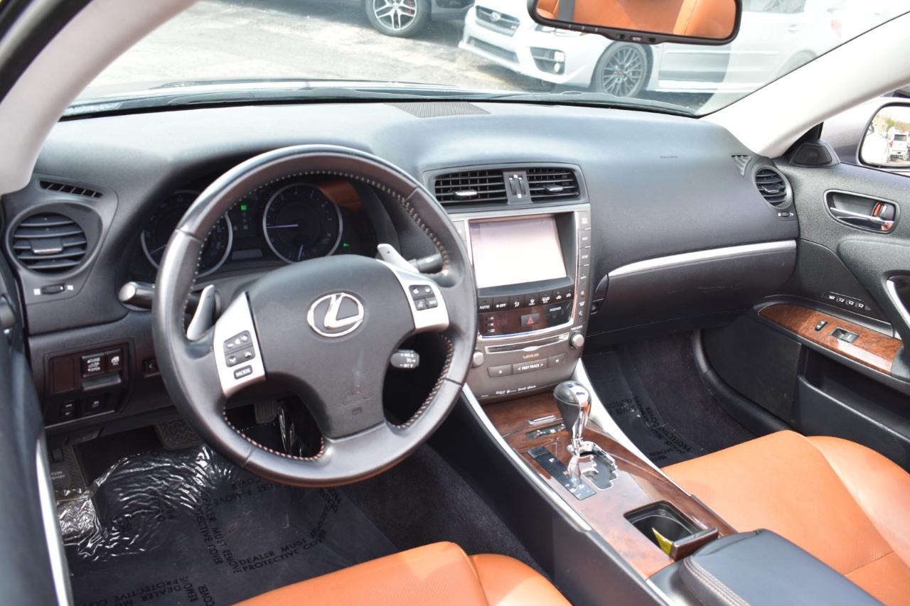 Lexus IS C 250 2013