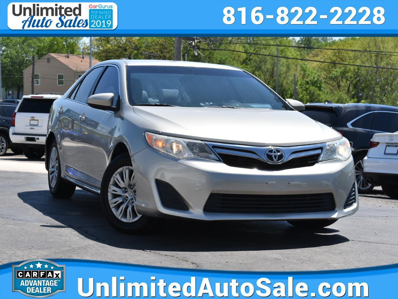 Toyota Camry LE 4D Sedan 2014
