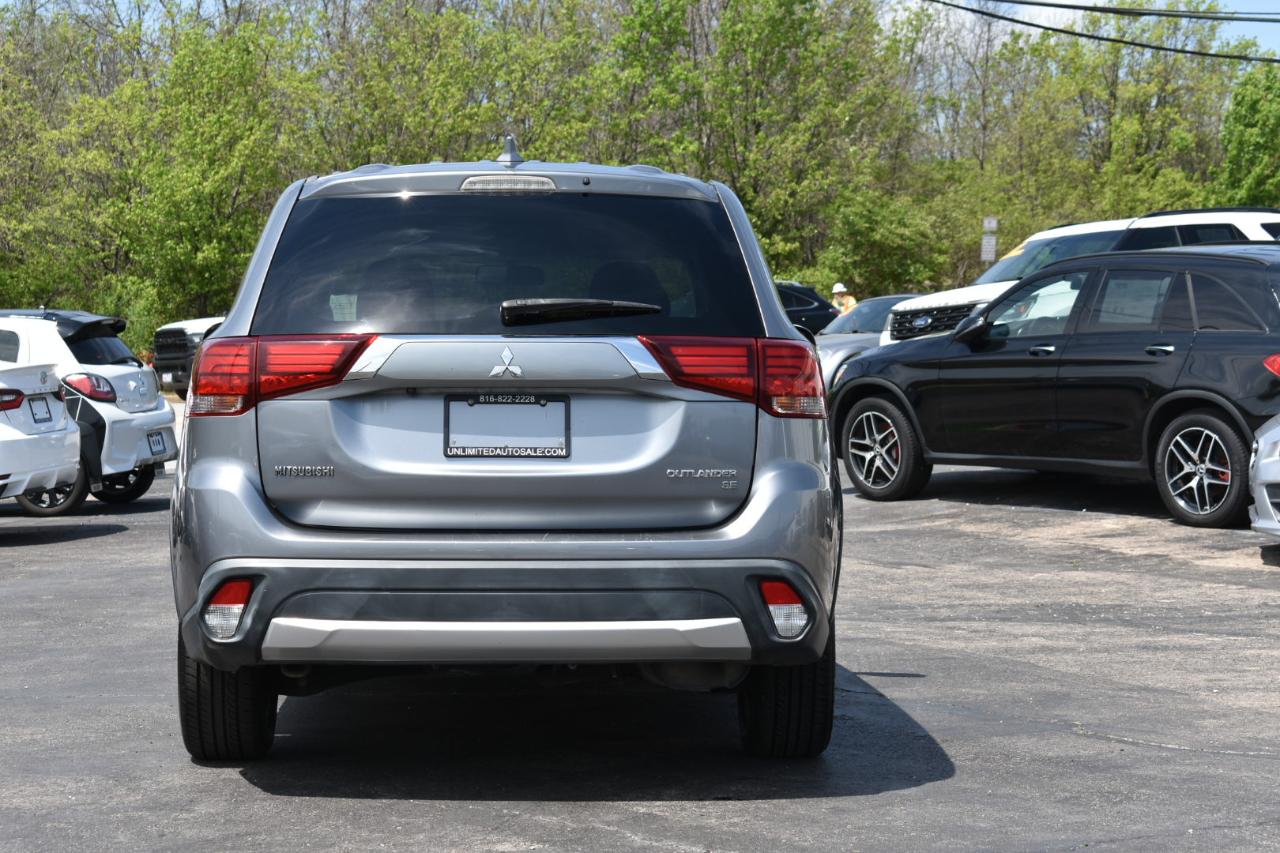 Mitsubishi Outlander SEL 2WD 2018