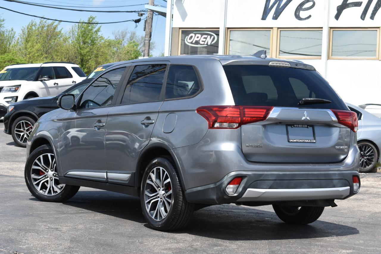Mitsubishi Outlander SEL 2WD 2018