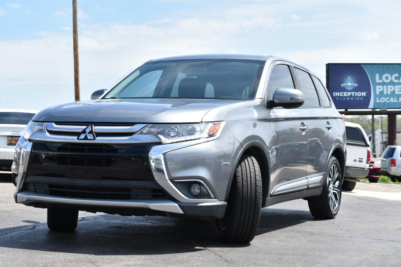 Mitsubishi Outlander SEL 2WD 2018