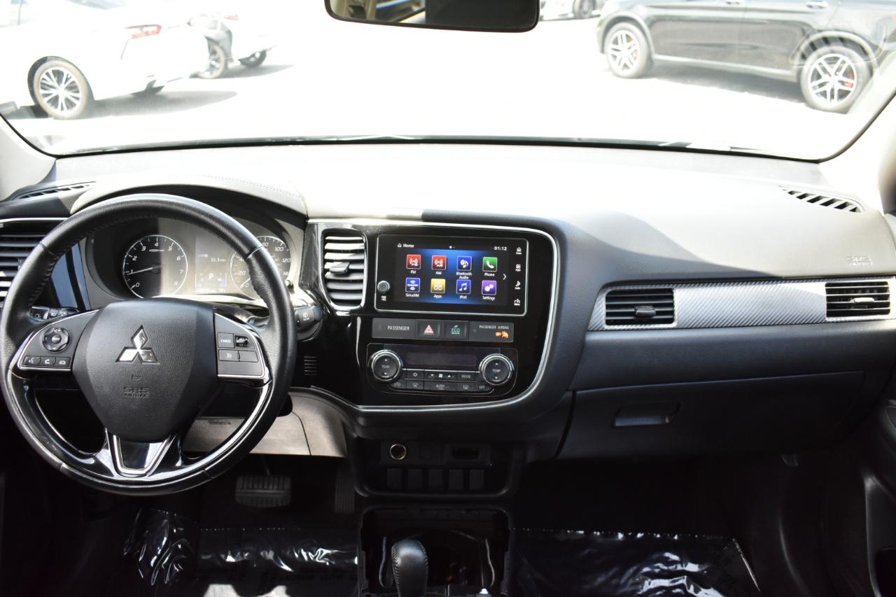Mitsubishi Outlander SEL 2WD 2018