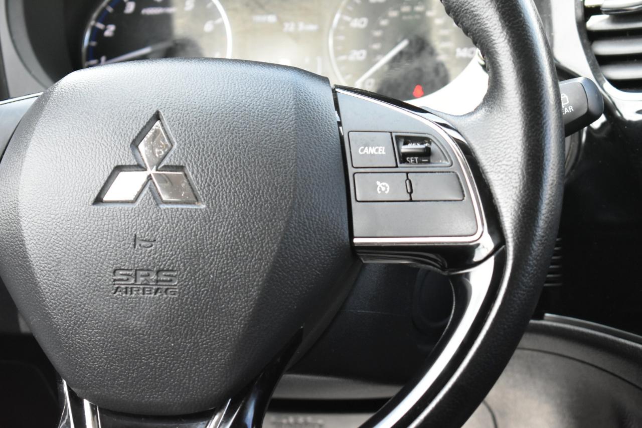 Mitsubishi Outlander SEL 2WD 2018