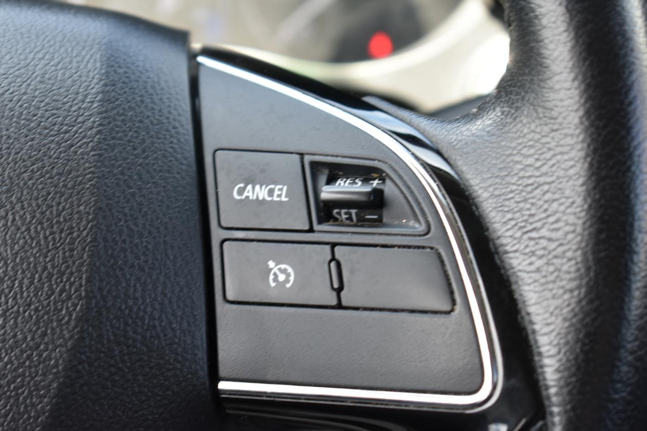 Mitsubishi Outlander SEL 2WD 2018
