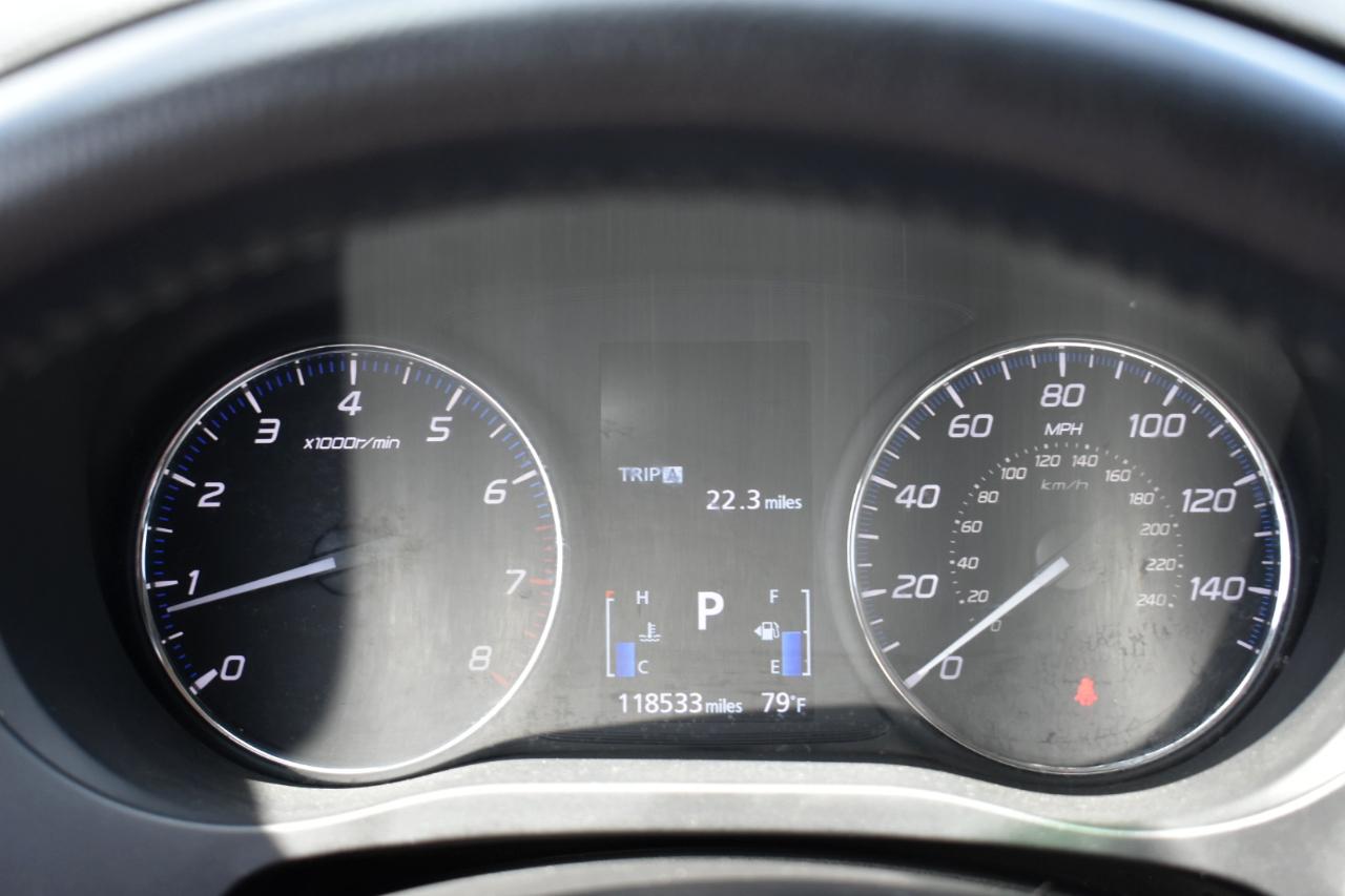 Mitsubishi Outlander SEL 2WD 2018
