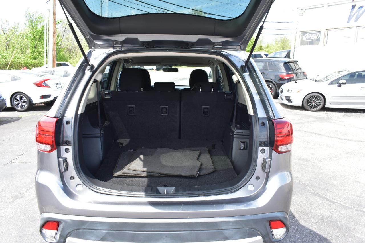 Mitsubishi Outlander SEL 2WD 2018