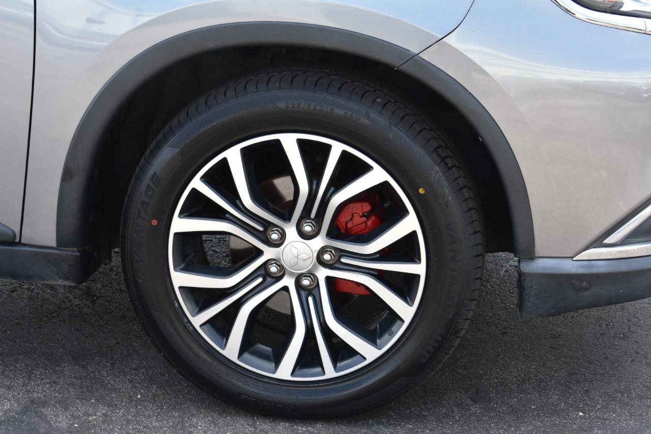 Mitsubishi Outlander SEL 2WD 2018
