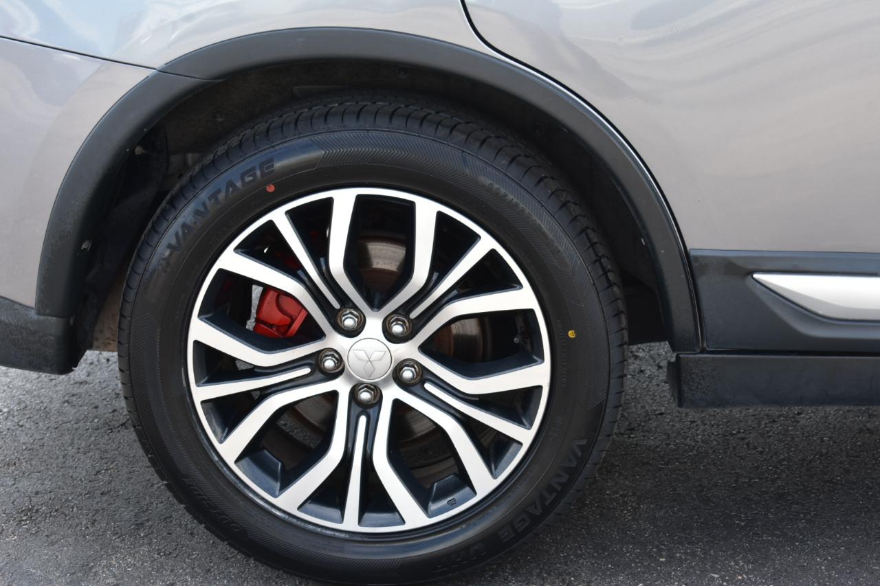 Mitsubishi Outlander SEL 2WD 2018