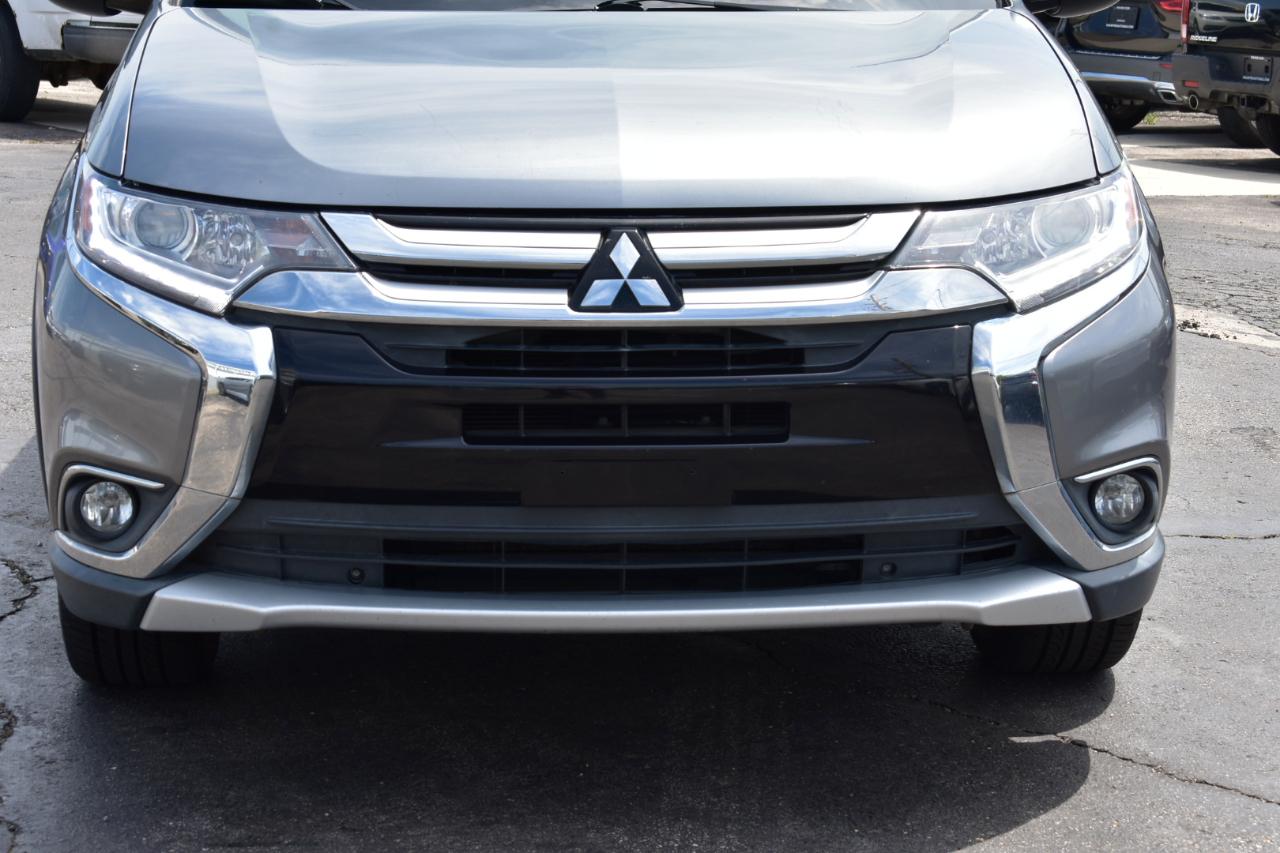 Mitsubishi Outlander SEL 2WD 2018