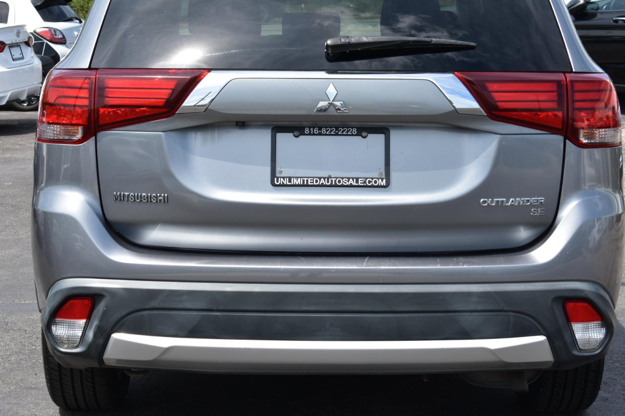 Mitsubishi Outlander SEL 2WD 2018