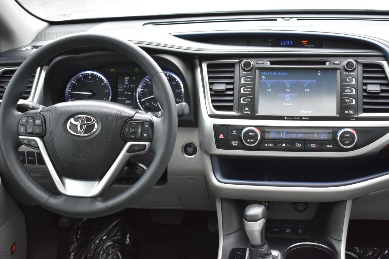 Toyota Highlander Limited AWD V6 2016