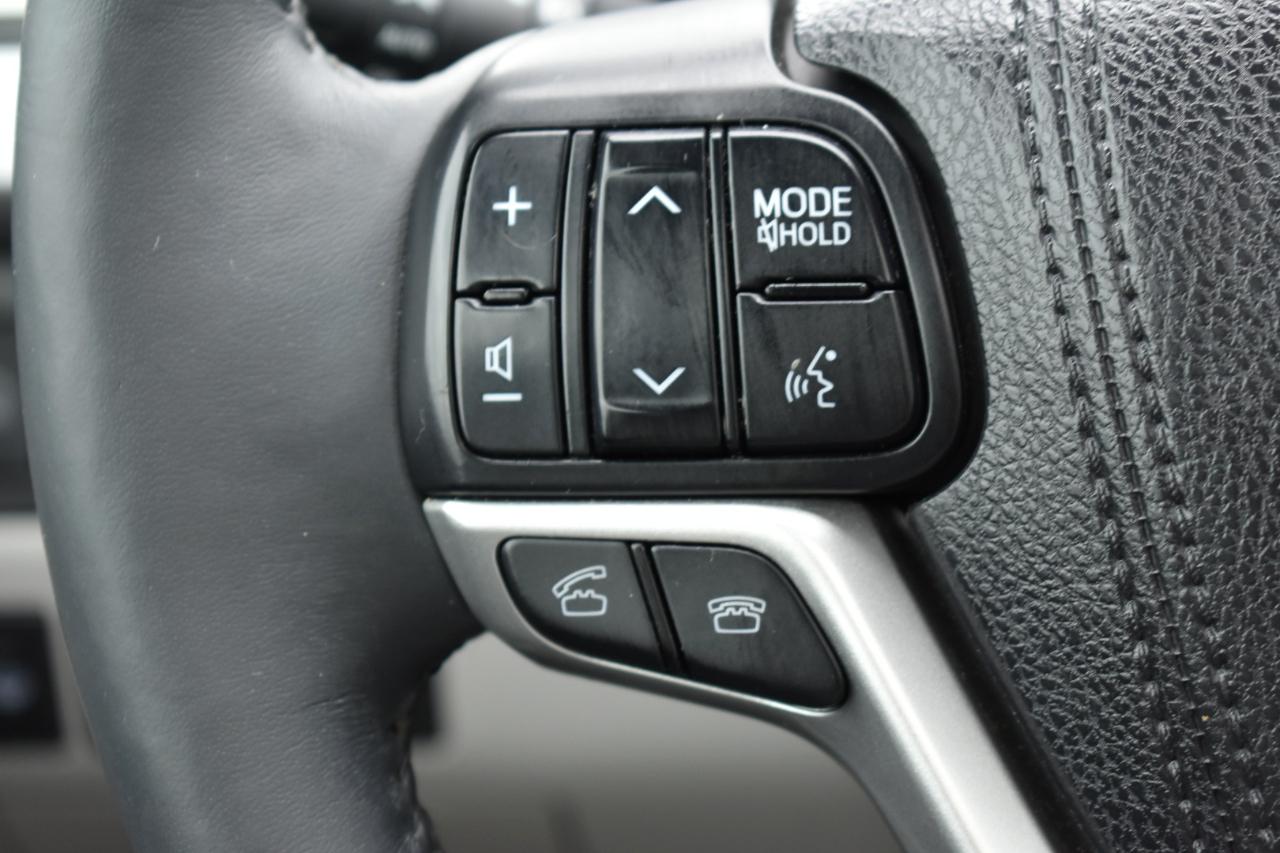 Toyota Highlander Limited AWD V6 2016