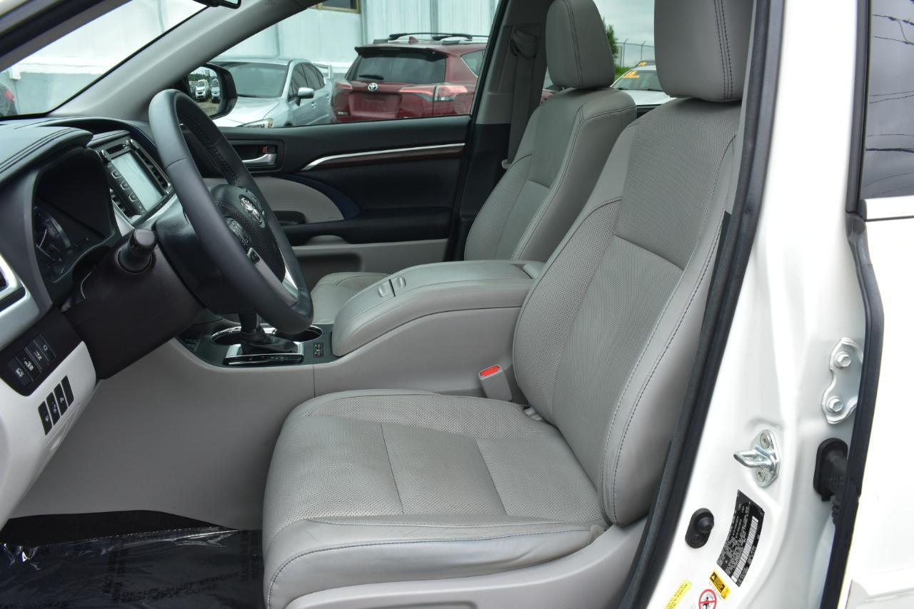 Toyota Highlander Limited AWD V6 2016