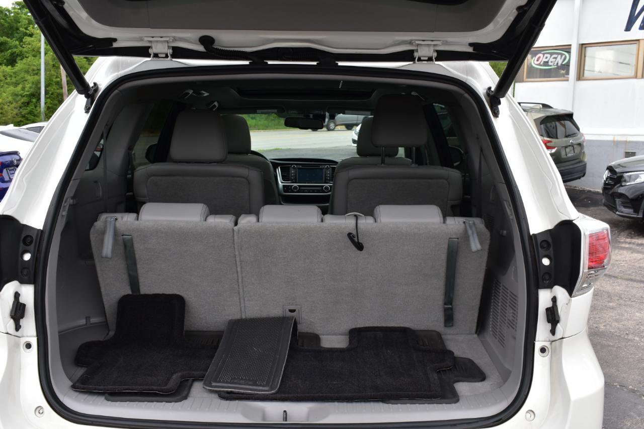 Toyota Highlander Limited AWD V6 2016
