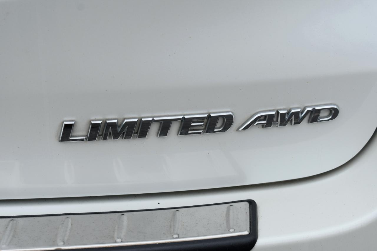 Toyota Highlander Limited AWD V6 2016