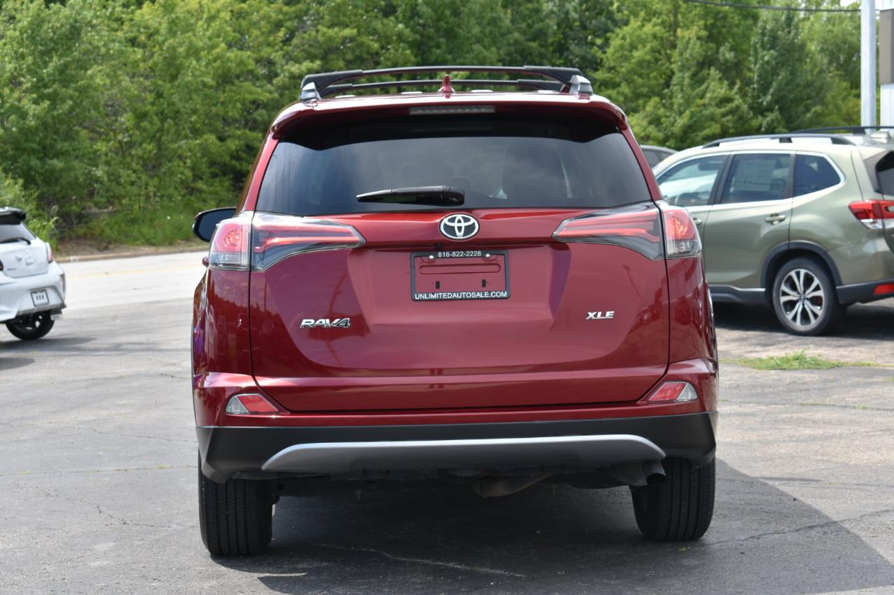 Toyota RAV4 XLE FWD 2018