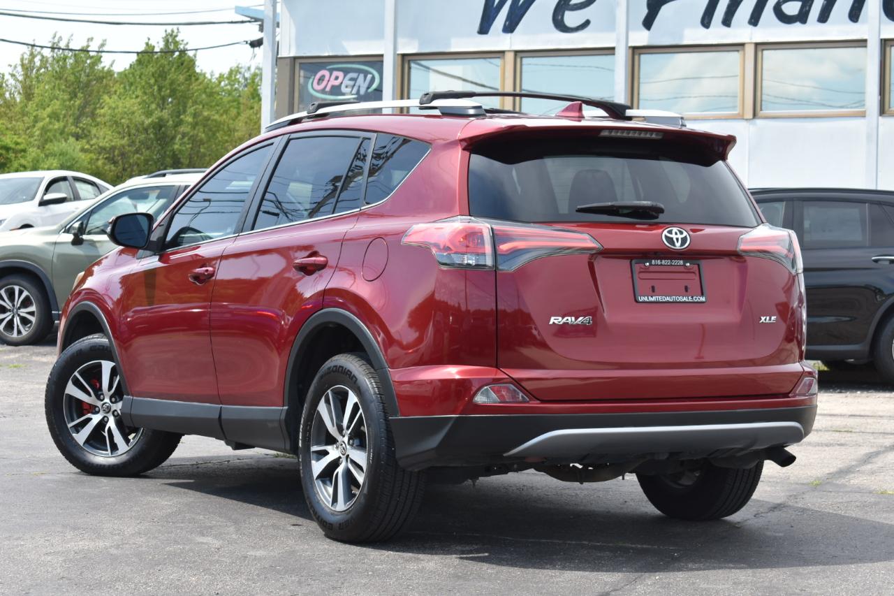 Toyota RAV4 XLE FWD 2018
