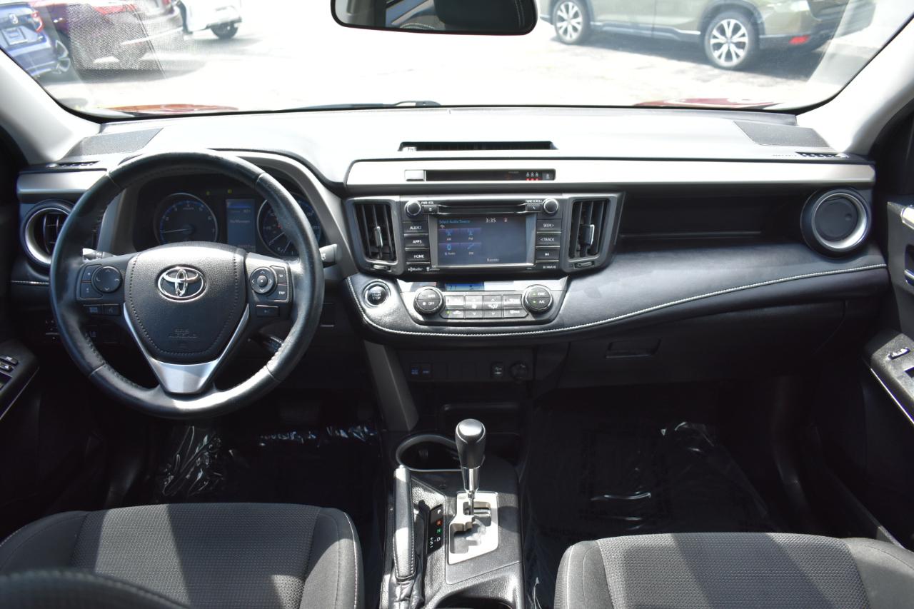 Toyota RAV4 XLE FWD 2018