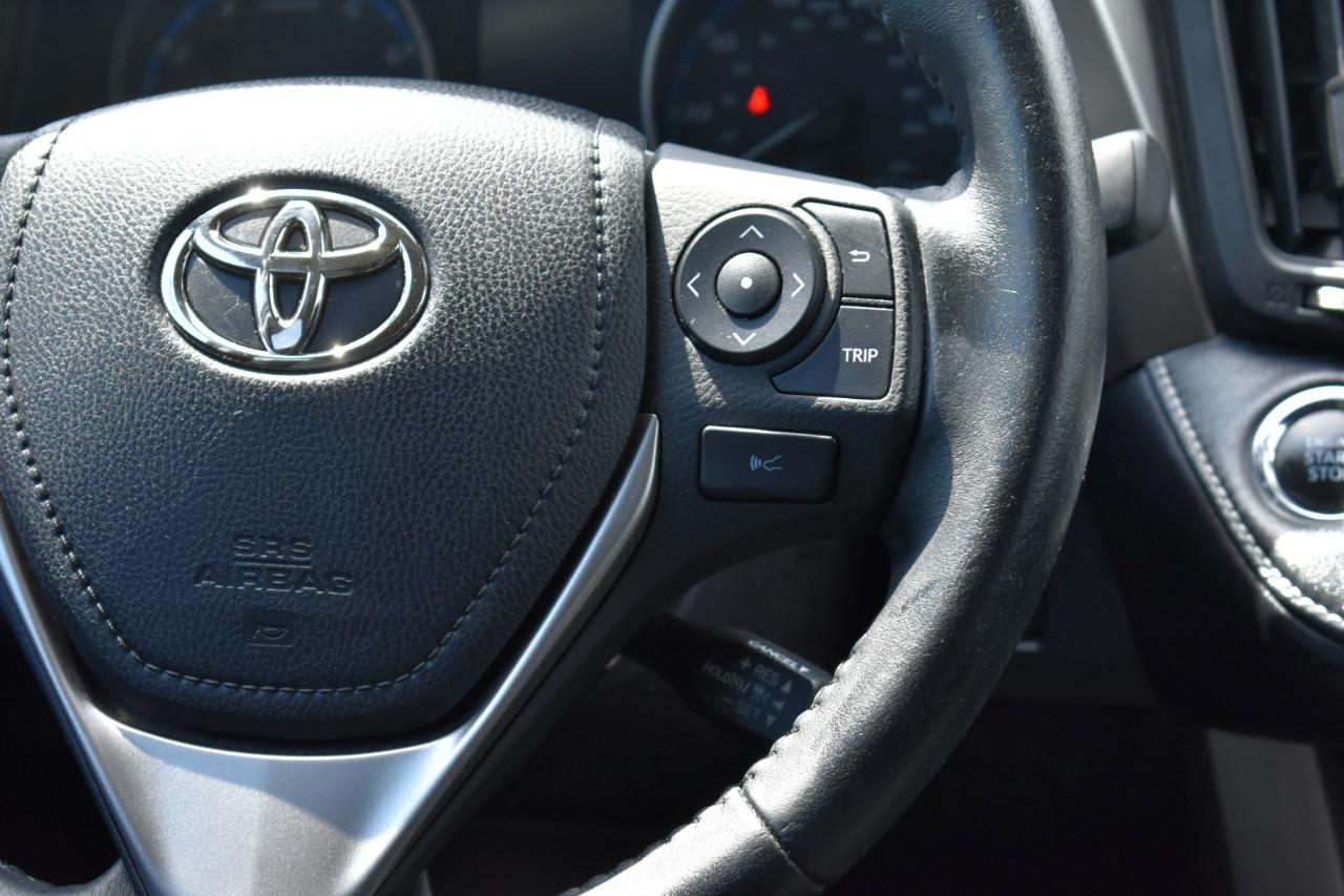 Toyota RAV4 XLE FWD 2018