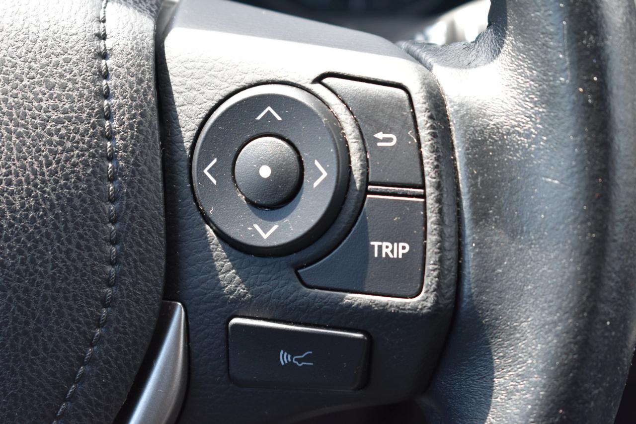 Toyota RAV4 XLE FWD 2018