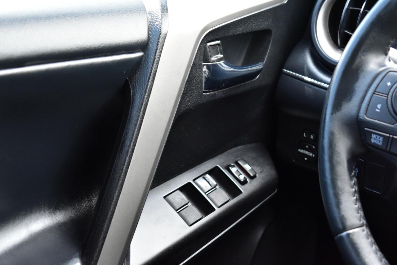 Toyota RAV4 XLE FWD 2018