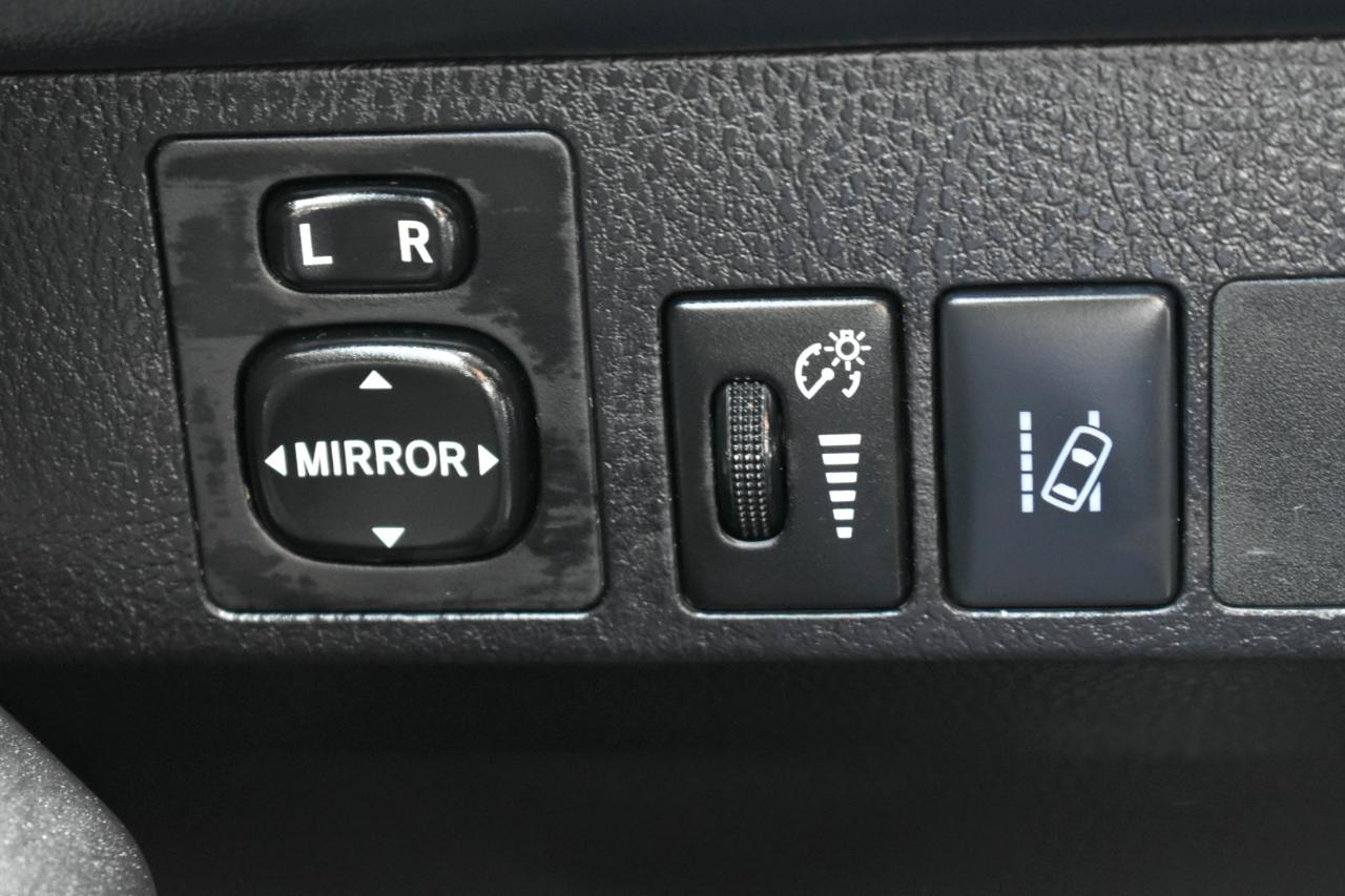 Toyota RAV4 XLE FWD 2018
