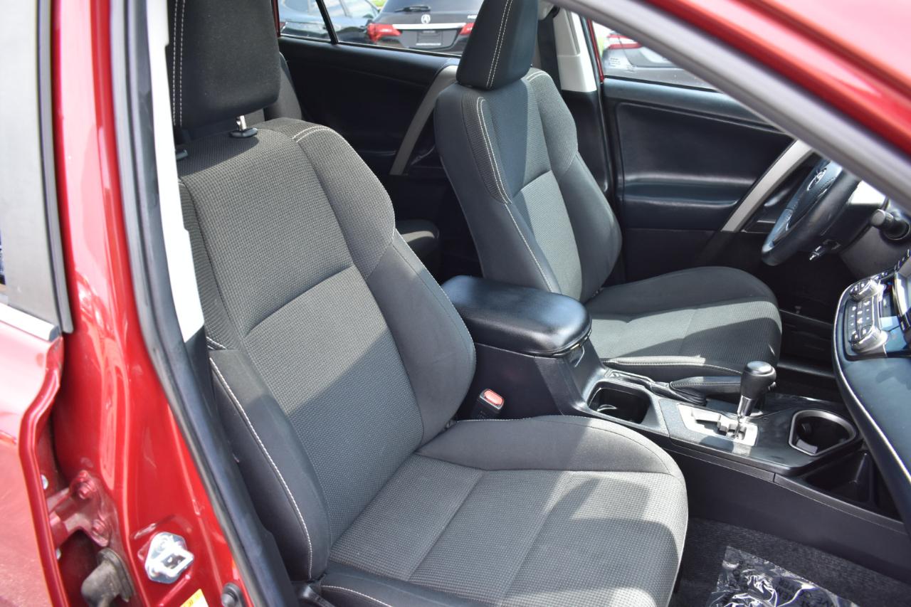 Toyota RAV4 XLE FWD 2018