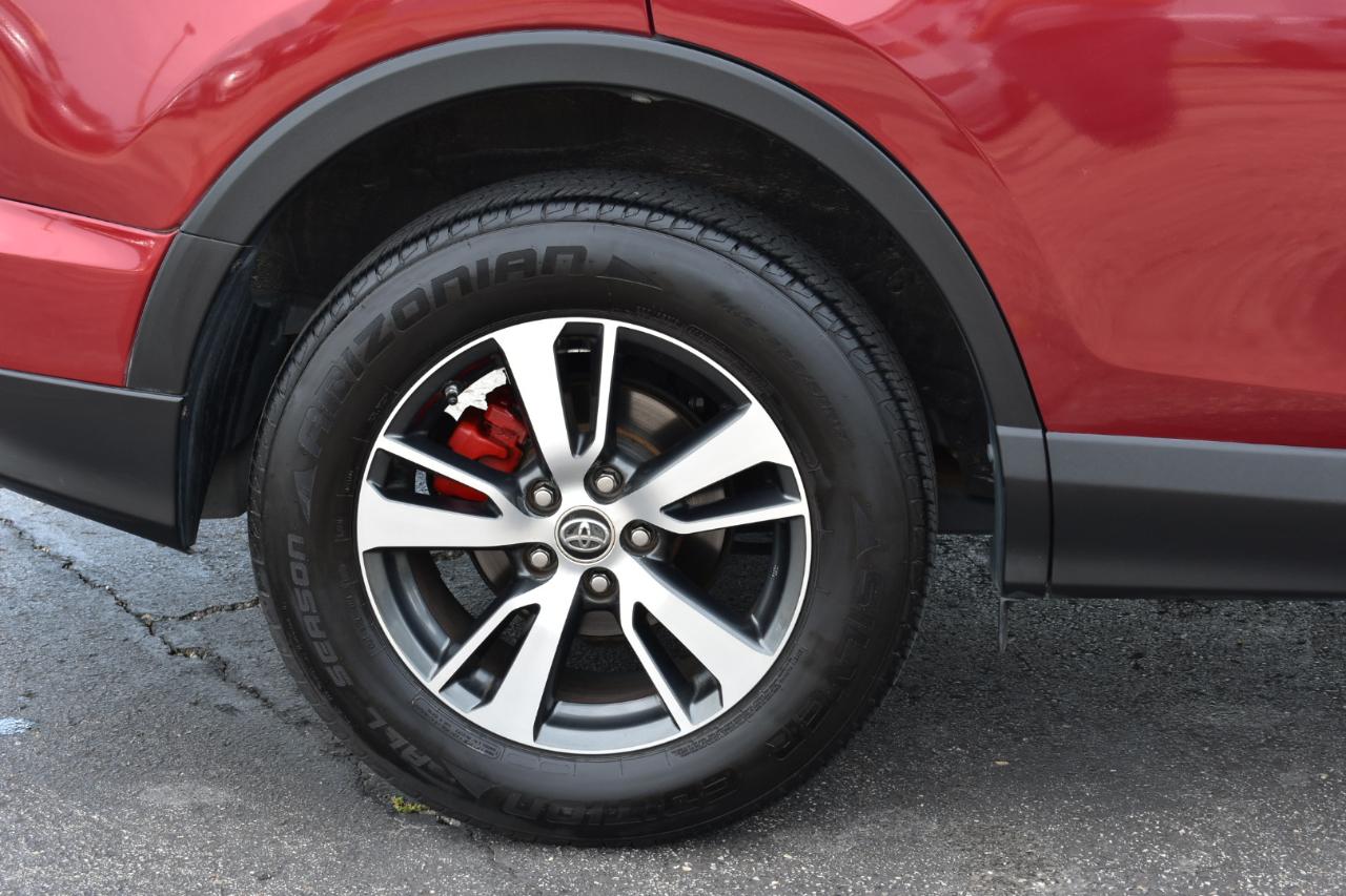 Toyota RAV4 XLE FWD 2018