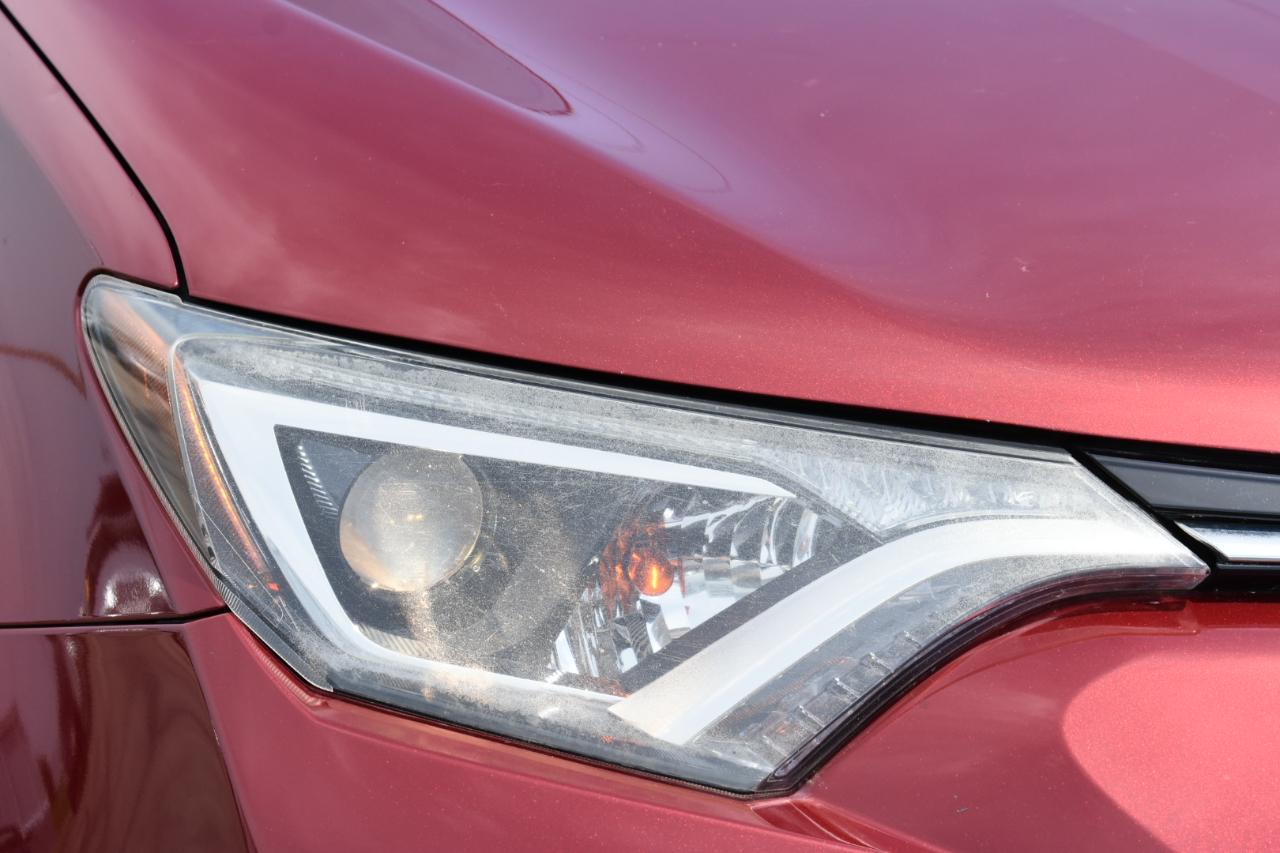 Toyota RAV4 XLE FWD 2018