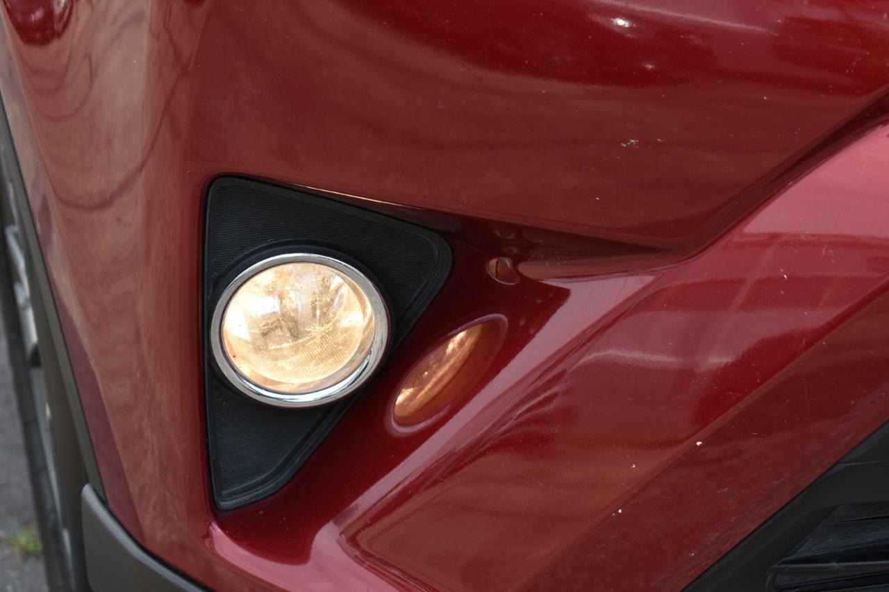 Toyota RAV4 XLE FWD 2018