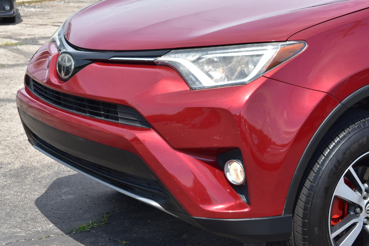 Toyota RAV4 XLE FWD 2018