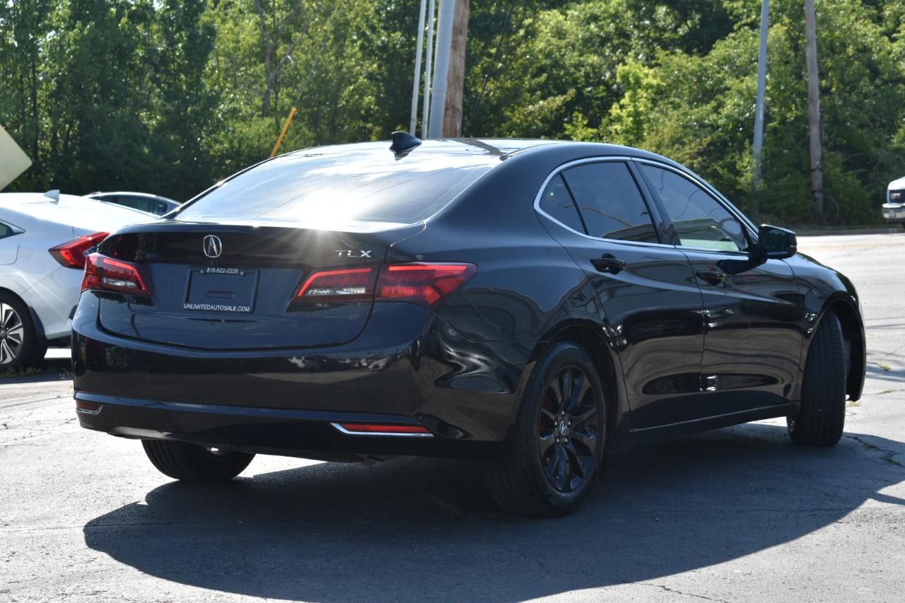Acura TLX Base 2.4L 2017