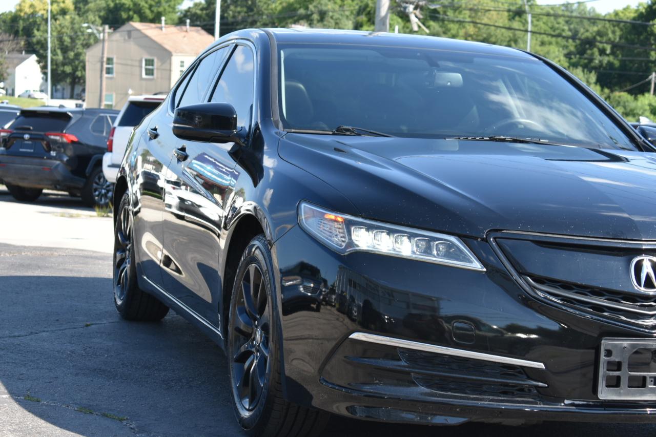 Acura TLX Base 2.4L 2017