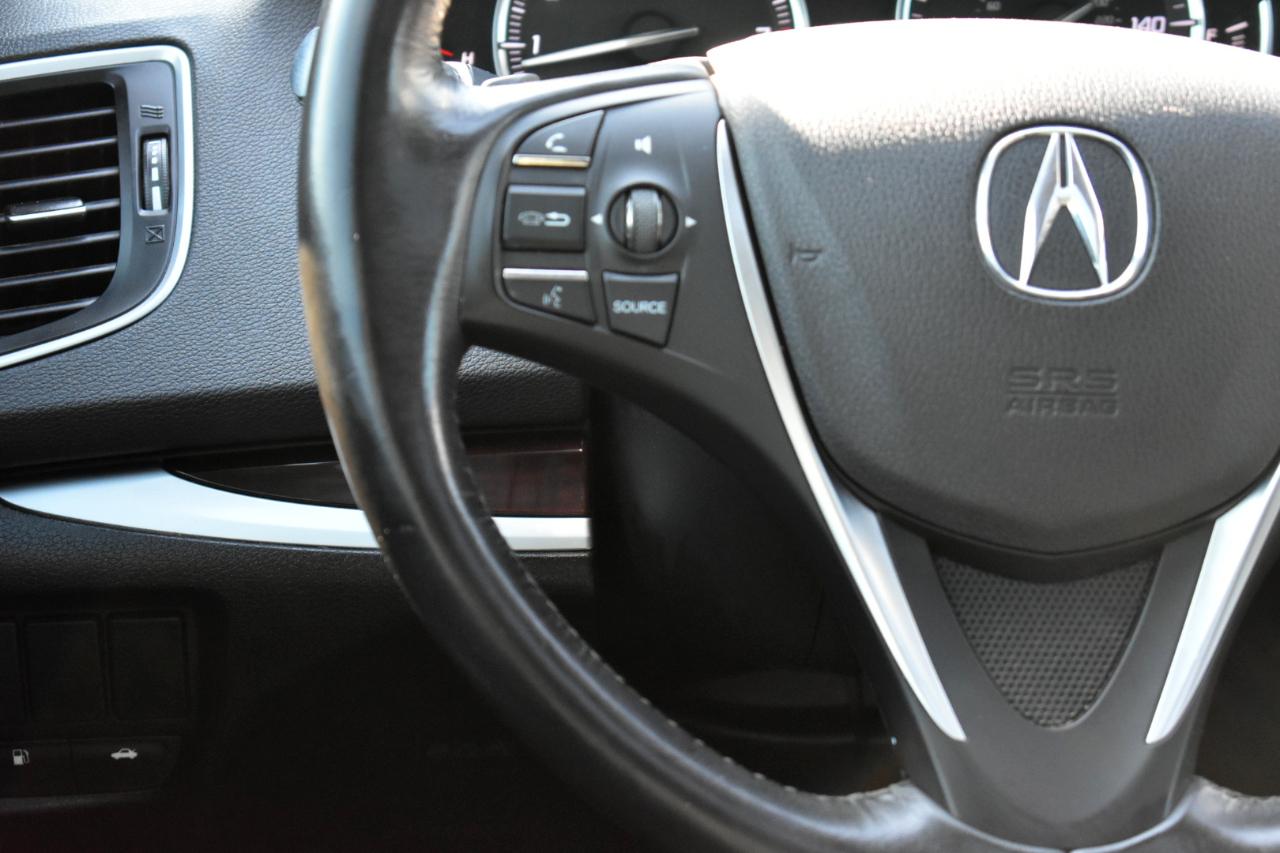 Acura TLX Base 2.4L 2017