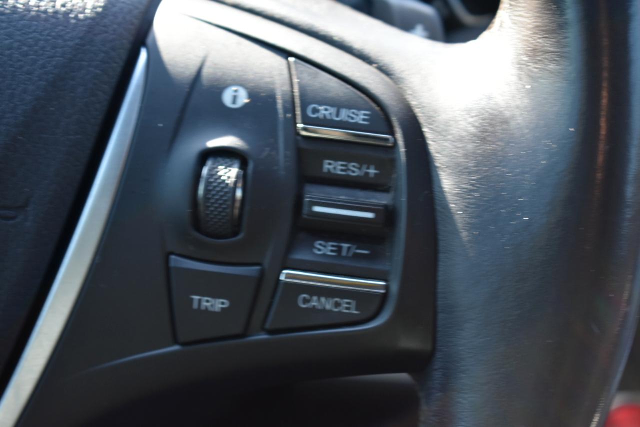 Acura TLX Base 2.4L 2017