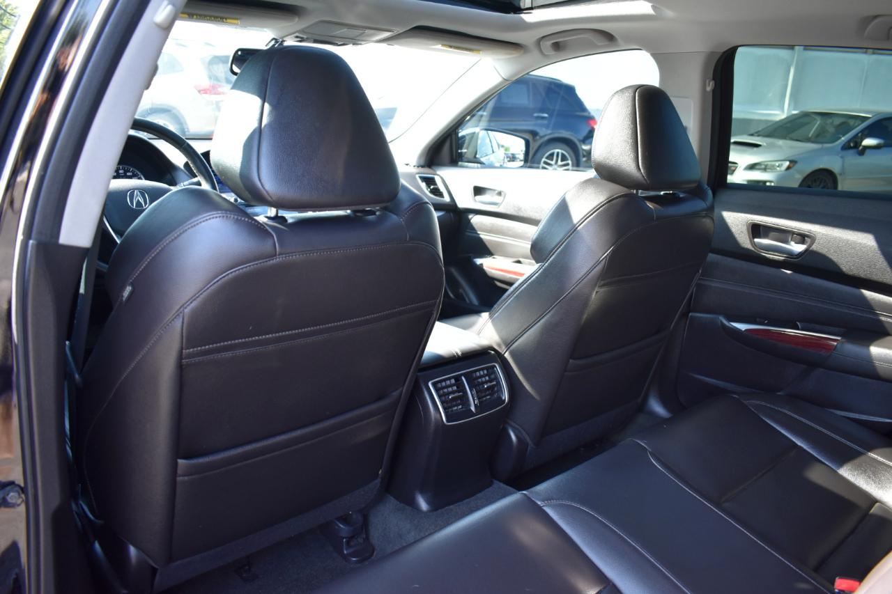 Acura TLX Base 2.4L 2017