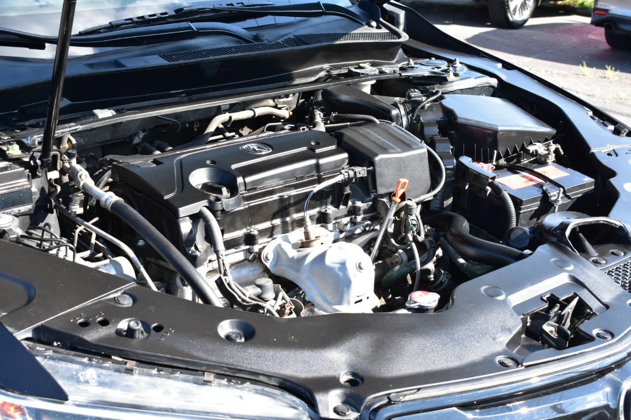 Acura TLX Base 2.4L 2017