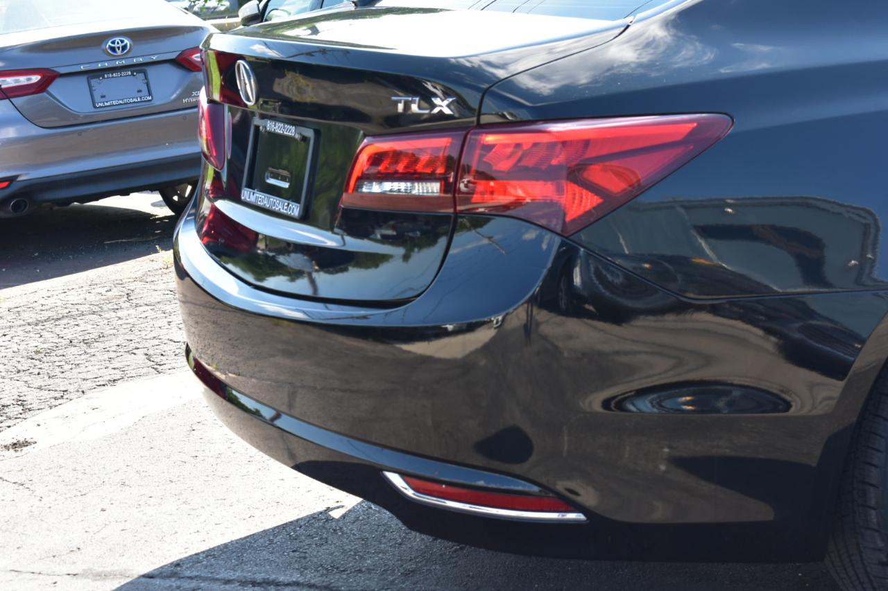 Acura TLX Base 2.4L 2017